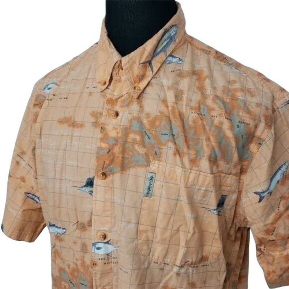 Columbia River Lodge Short Sleeve Button Down Shirt Key West Map Print Large